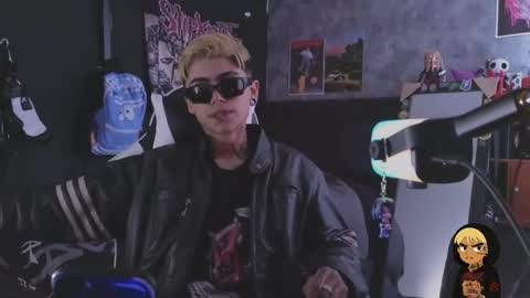 Snapshot of acidmilo chatting on 2, 2, 2026 Acid Milo online show from 2, 2, 2026