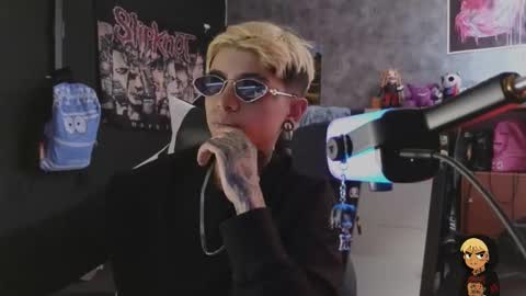 Snapshot of acidmilo chatting on 5, 2, 2026 Acid Milo online show from 5, 2, 2026