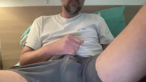 Snapshot of aclather30 chatting on 19, 2, 2025 aclather30 online show from 19, 2, 2025