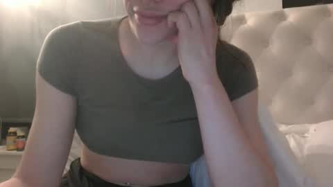 Snapshot of acs995 chatting on 14, 4, 2026 OF online show from 14, 4, 2026