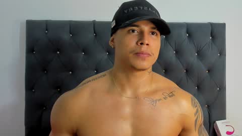 adam boss online show from 30, 1, 2025