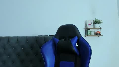 Snapshot of adam_boss chatting on 7, 4, 2026 adam boss online show from 7, 4, 2026
