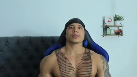 Snapshot of adam_boss chatting on 21, 4, 2026 adam boss online show from 21, 4, 2026