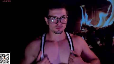 Snapshot of adam_bouton chatting on 25, 4, 2026 Adam online show from 25, 4, 2026