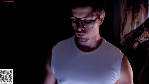Snapshot of adam_bouton chatting on 27, 5, 2026 Adam online show from 27, 5, 2026