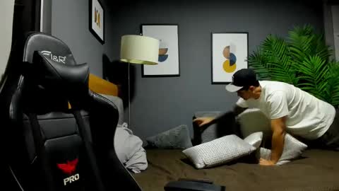 Snapshot of adam_clarke chatting on 18, 3, 2026 adam clarke online show from 18, 3, 2026