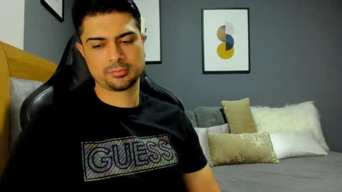 Snapshot of adam_clarke chatting on 1, 4, 2026 adam clarke online show from 1, 4, 2026