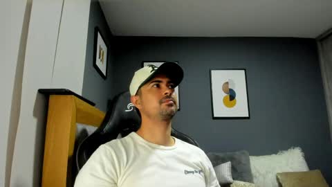 Snapshot of adam_clarke chatting on 14, 4, 2026 adam clarke online show from 14, 4, 2026