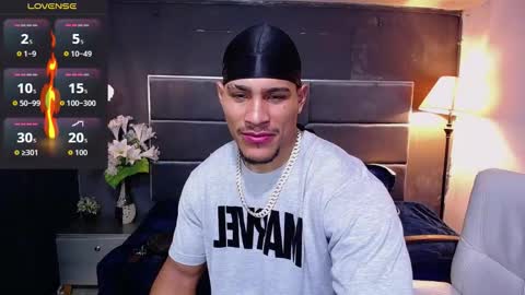 adam_fit19cm online show from 29, 11, 2025