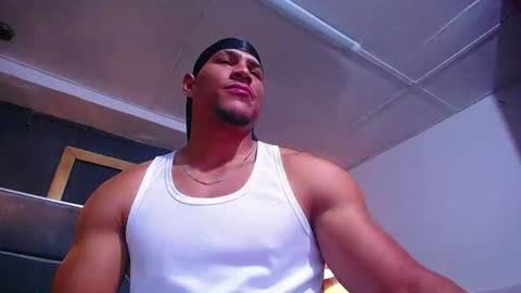 adam_fit19cm online show from 9, 7, 2026