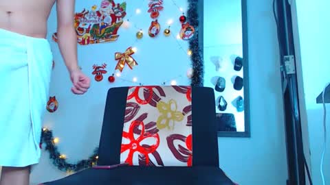 Snapshot of adam_hot11 chatting on 18, 12, 2024 adam hot11 online show from 18, 12, 2024