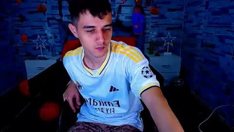 Snapshot of adam_hot11 chatting on 16, 10, 2025 adam hot11 online show from 16, 10, 2025