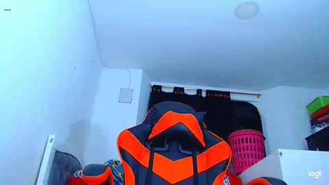 Snapshot of adam_hot11 chatting on 24, 11, 2025 adam hot11 online show from 24, 11, 2025