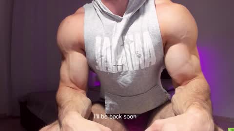 Snapshot of adam_muscle_ chatting on 28, 11, 2025 Adam online show from 28, 11, 2025