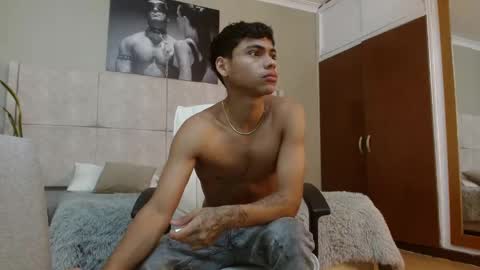 Snapshot of adam_piarse chatting on 29, 9, 2025 adam_piarse online show from 29, 9, 2025