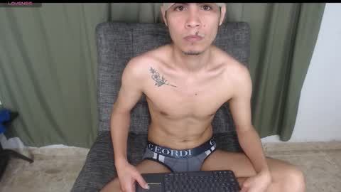 adam_sinclair online show from 11, 11, 2025