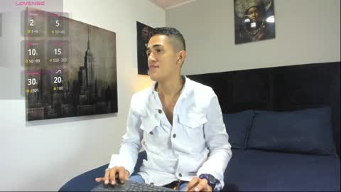 Snapshot of adam_walker_1 chatting on 1, 4, 2026 adam_walker_1 online show from 1, 4, 2026