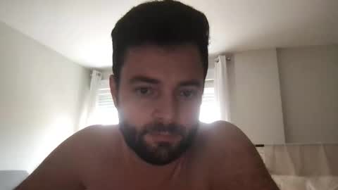 Snapshot of adamagreen99 chatting on 16, 4, 2026 Alberto online show from 16, 4, 2026
