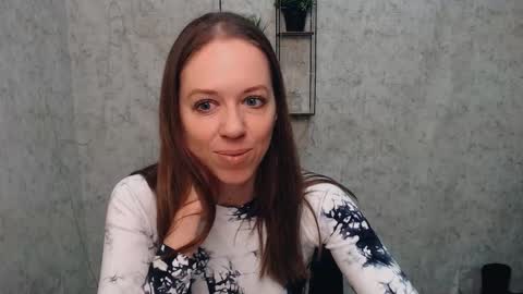 adamais_ online show from 12, 2, 2025