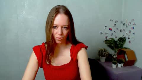 Snapshot of adamais_ chatting on 30, 4, 2026 adamais_ online show from 30, 4, 2026