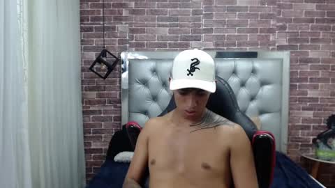 Snapshot of adamcoox chatting on 4, 3, 2025 Adam online show from 4, 3, 2025