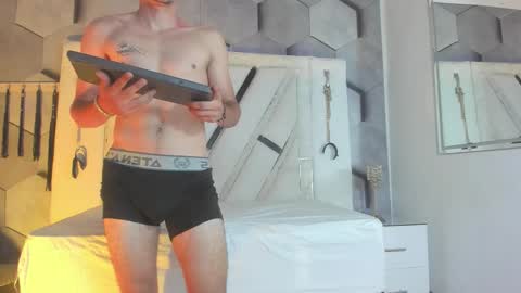 Snapshot of adammendoza34 chatting on 24, 9, 2025 adammendoza34 online show from 24, 9, 2025