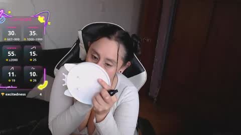 Snapshot of adams_mel chatting on 14, 5, 2026 adams_mel online show from 14, 5, 2026
