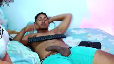 Snapshot of adams_niki chatting on 14, 2, 2025 ADAMS Y NIKI online show from 14, 2, 2025