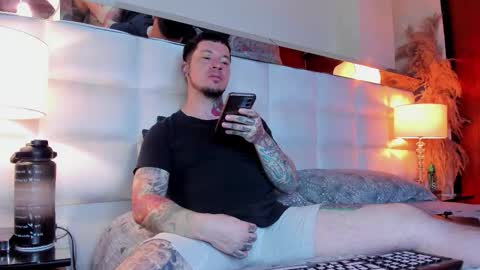 Adam online show from 29, 10, 2025