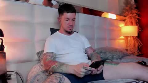 Adam online show from 19, 11, 2025