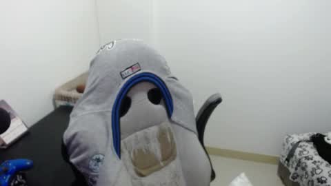 Adam online show from 29, 9, 2025