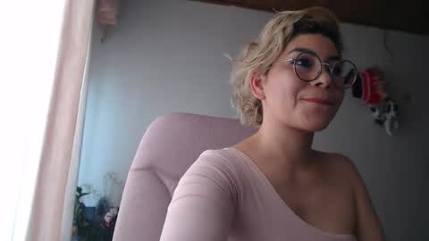 Snapshot of adan_romanoff chatting on 19, 5, 2026 adan_romanoff online show from 19, 5, 2026
