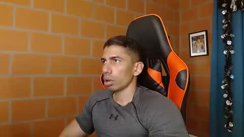 Adan Sin online show from 11, 1, 2025