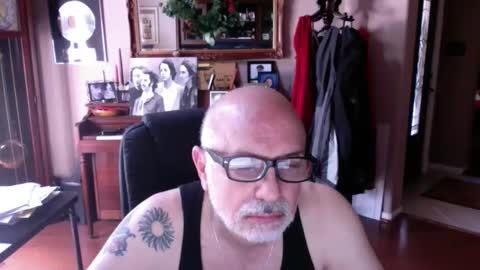 Snapshot of add_me_2 chatting on 11, 4, 2026 add_me_2 online show from 11, 4, 2026