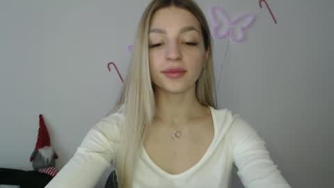 Snapshot of addie_collins chatting on 28, 12, 2024 Kristina online show from 28, 12, 2024