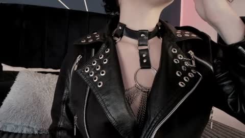 Ade  online show from 18, 12, 2024