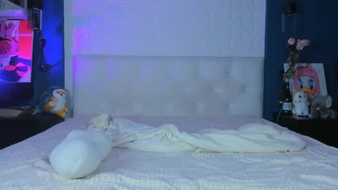 Snapshot of adel_vibes chatting on 21, 4, 2026 Adelle online show from 21, 4, 2026