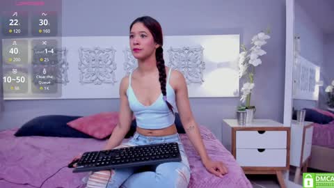 Snapshot of adelaa_11 chatting on 3, 2, 2025 Adela Worsth online show from 3, 2, 2025