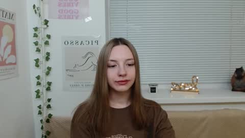 Snapshot of adele0_0 chatting on 13, 1, 2025 Adele online show from 13, 1, 2025