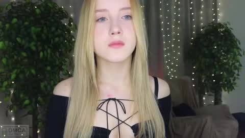 Adele online show from 28, 2, 2025