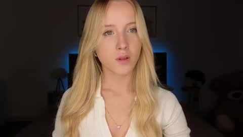 Snapshot of adele_armas chatting on 26, 3, 2026 Adele online show from 26, 3, 2026