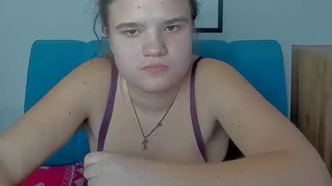 Snapshot of adelecruzz chatting on 1, 3, 2026 adelecruzz online show from 1, 3, 2026