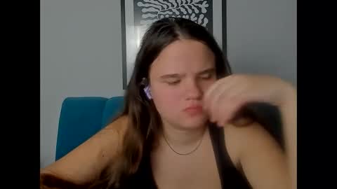 adelecruzz online show from 10, 3, 2026