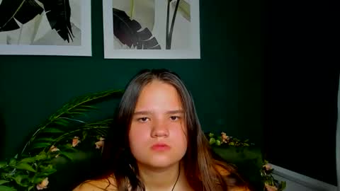 adelecruzz online show from 4, 4, 2026