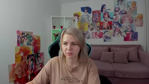 Snapshot of adeleravelle chatting on 27, 7, 2026 AdeleRavelle online show from 27, 7, 2026
