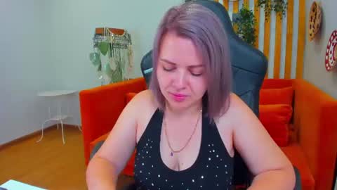 Snapshot of adeleravelle chatting on 2, 8, 2026 AdeleRavelle online show from 2, 8, 2026