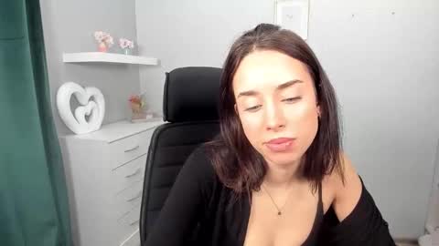 Snapshot of adelesolo chatting on 27, 2, 2026 Adele online show from 27, 2, 2026