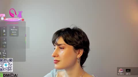 Snapshot of adeline_perle chatting on 19, 9, 2025 Adeline Perle online show from 19, 9, 2025