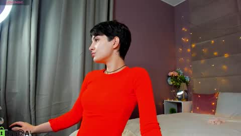 Snapshot of adeline_perle chatting on 19, 10, 2025 Adeline Perle online show from 19, 10, 2025