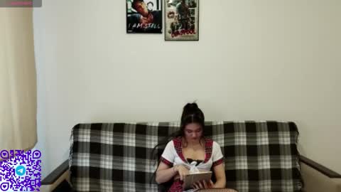 Snapshot of adelinehaefner chatting on 15, 3, 2026 Anna online show from 15, 3, 2026